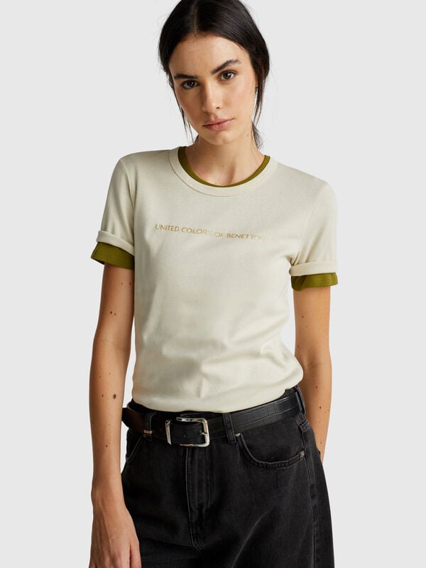Camiseta 100% algodón con estampado de logotipo con purpurina. Mujer