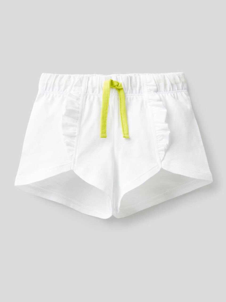 Pantalón corto de 100% algodón con volantes image number 1