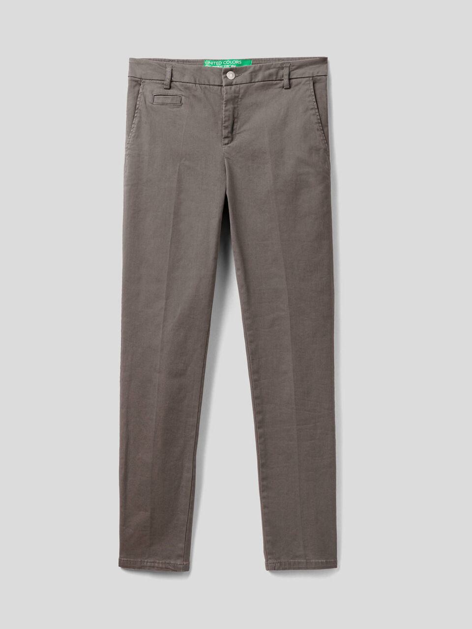 Chinos de corte ceñido image number 1