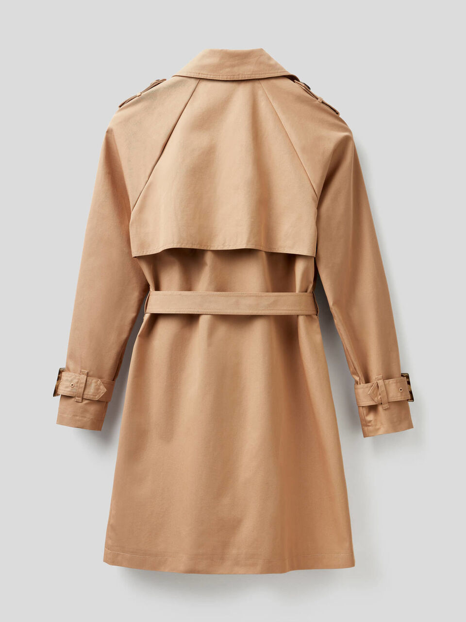Gabardina con botonadura doble image number 2