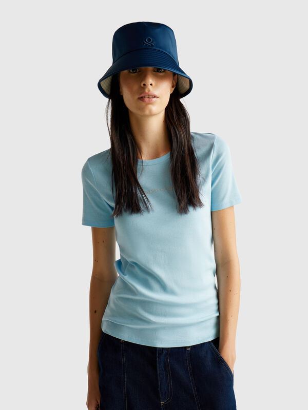 Camiseta 100% algodón con estampado de logotipo con purpurina. Mujer