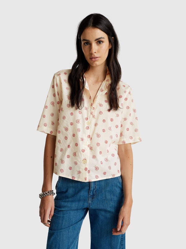 Camisa estampada de manga corta Mujer