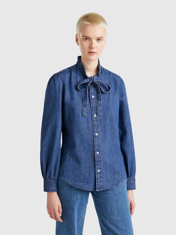Camisa con cuello con volantes Mujer