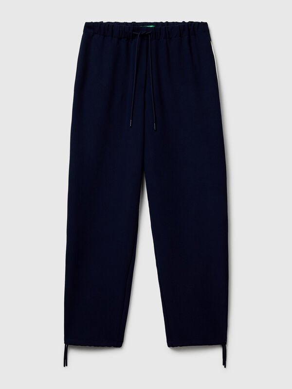 Pantalones con elástico y cordón Pantalones con elástico y cordón Mujer