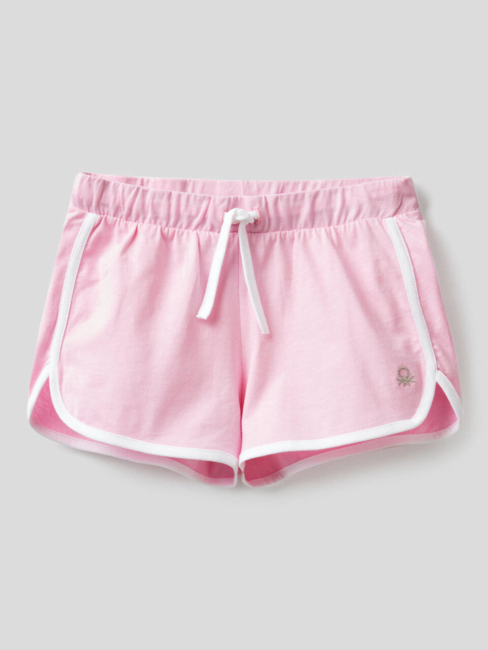 Pantalón corto deportivo de 100 % algodón image number 1