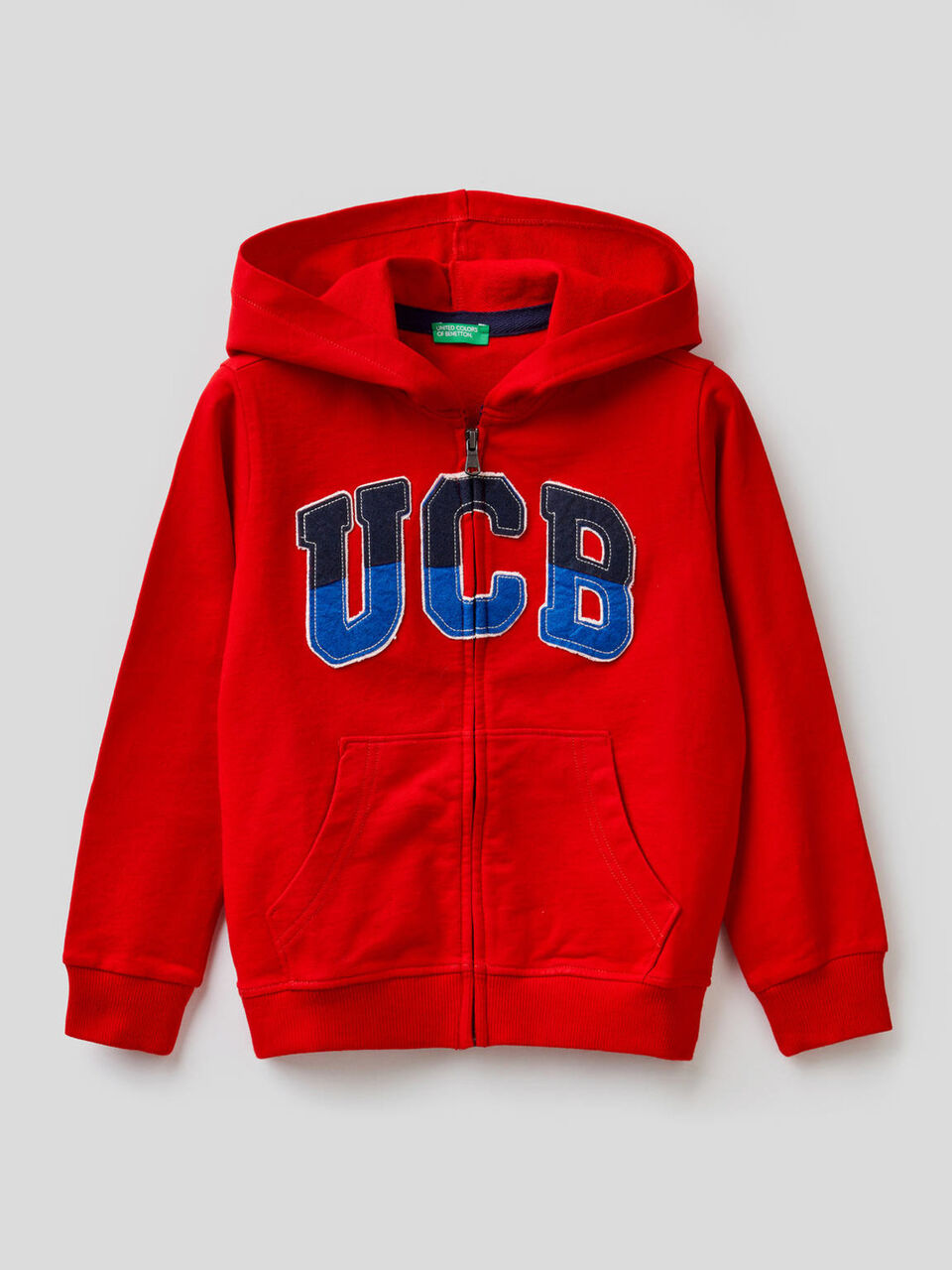 Sudadera con cremallera y capucha image number 1