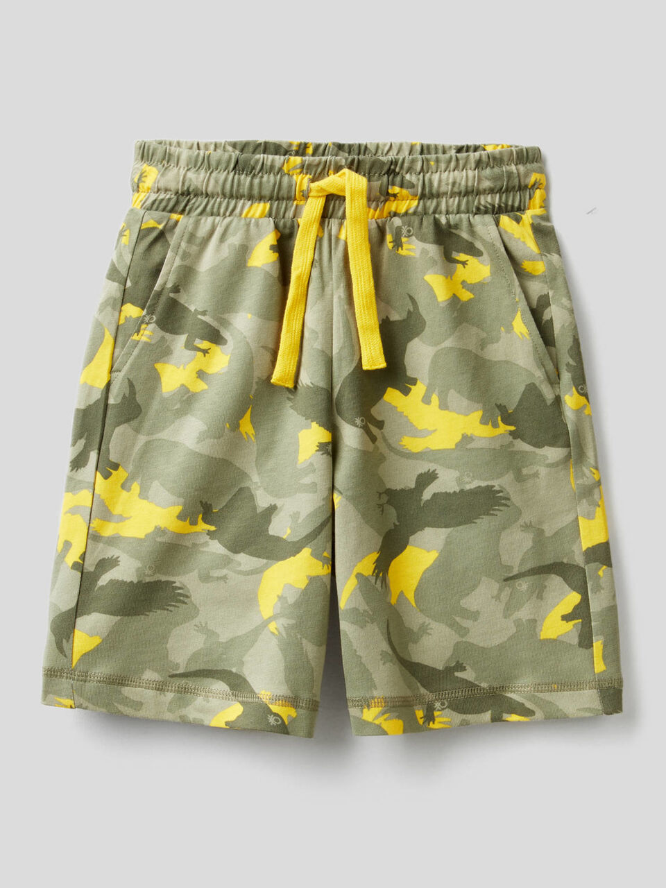 Bermudas con estampado de camuflaje safari image number null