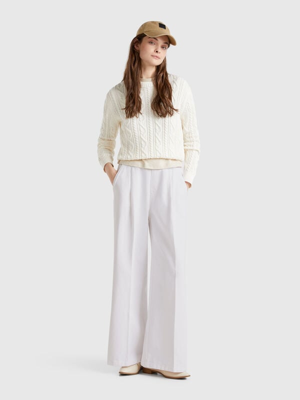 Pantalón palazzo de talle alto Mujer