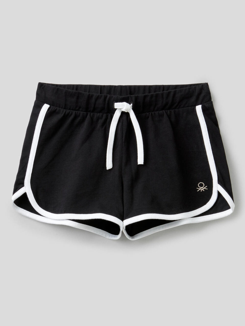 Pantalón corto deportivo de 100 % algodón image number 1