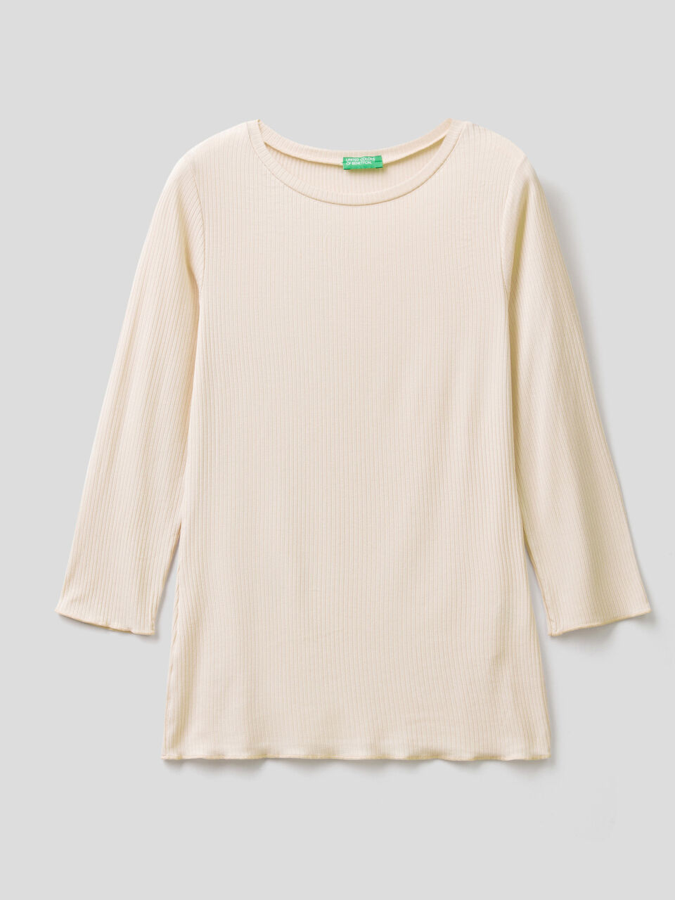 Camiseta con escote barco image number 1