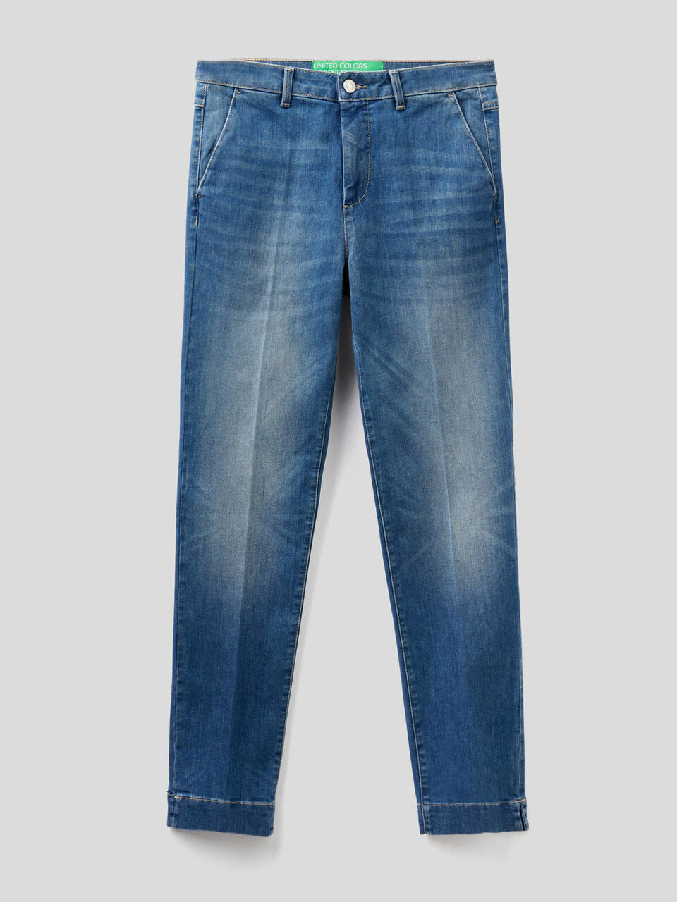 Chinos de denim de corte ceñido image number 1
