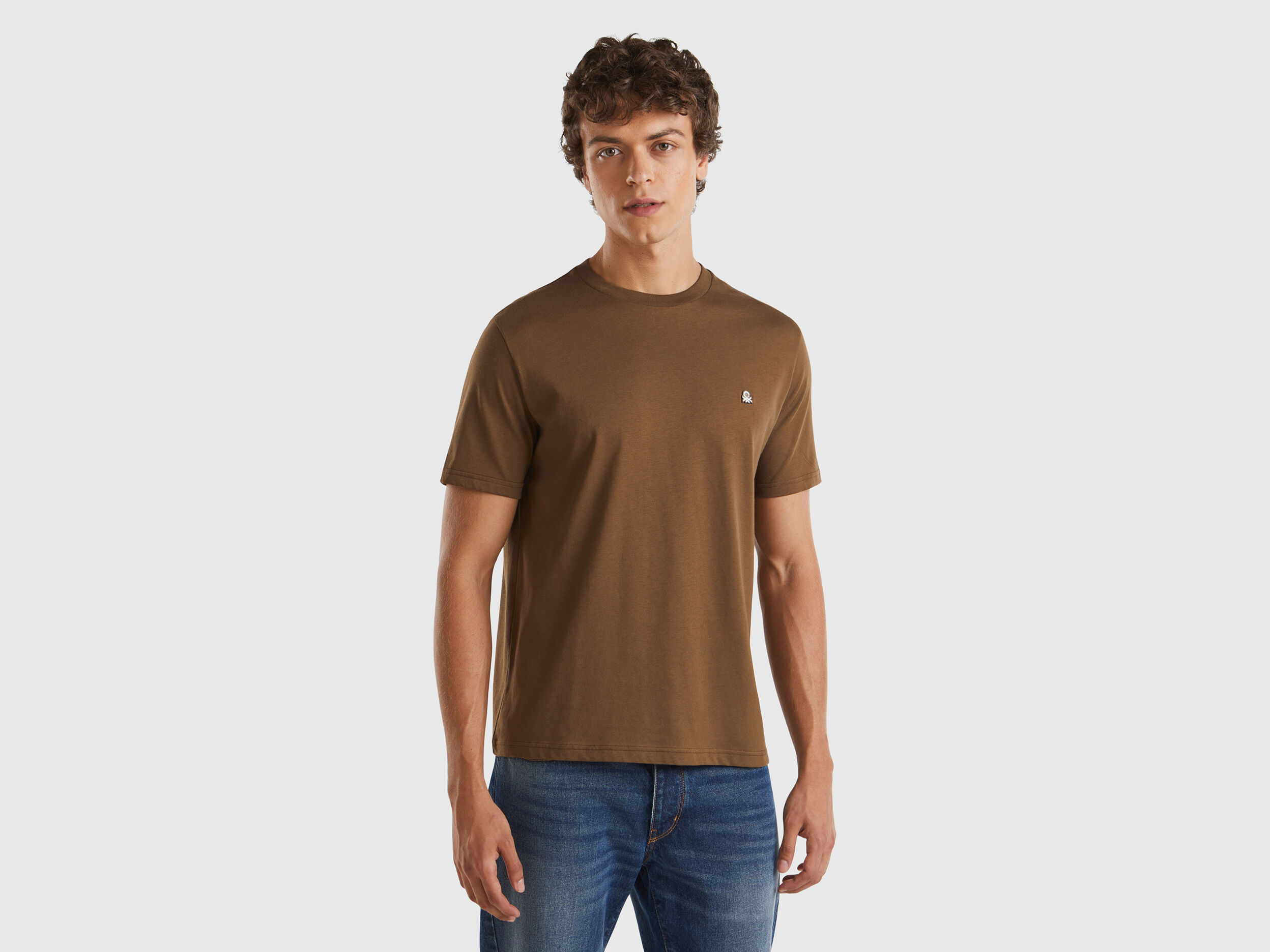 Camiseta basica de 100 algodon organico Marron Benetton