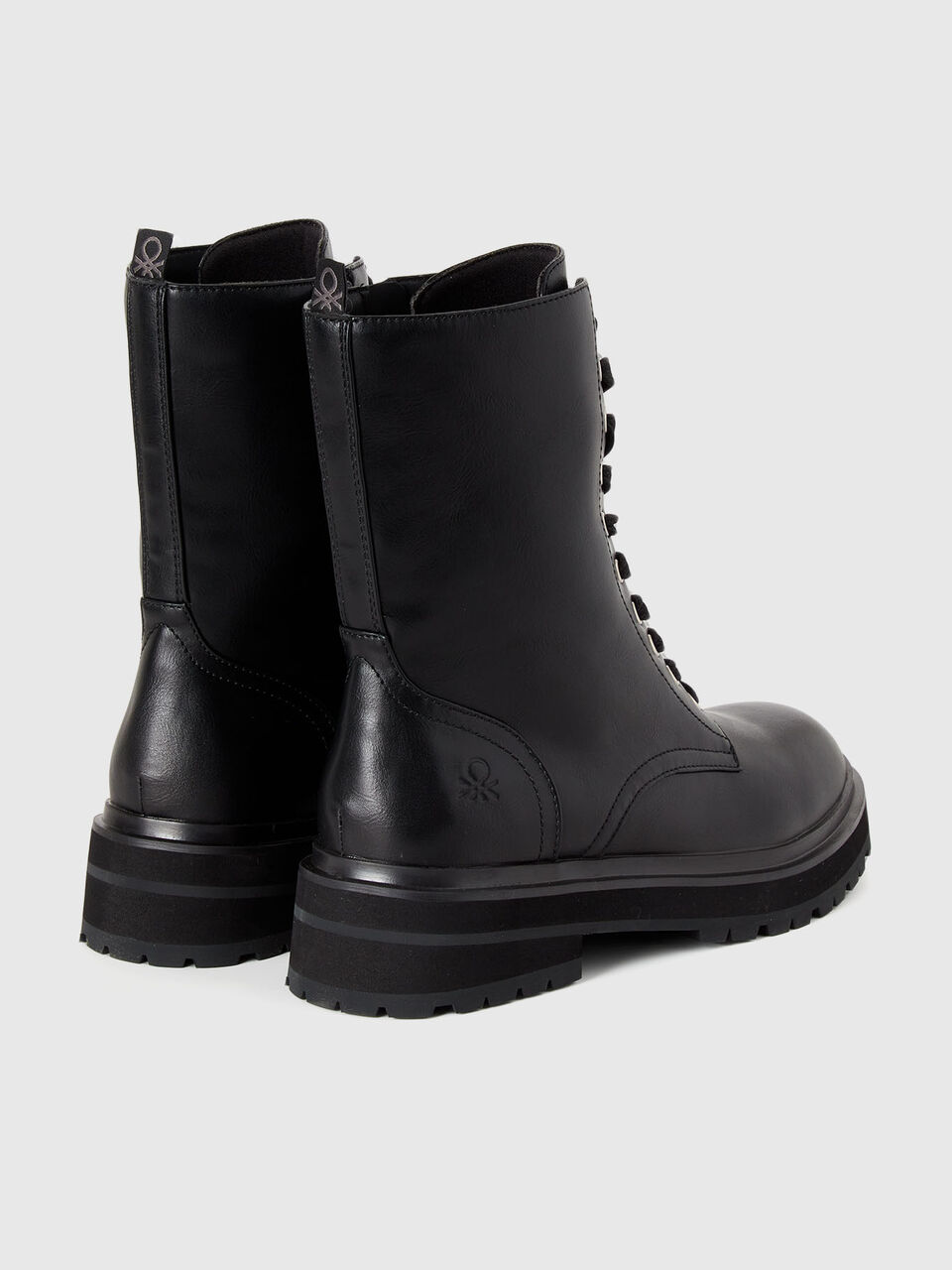 BOOT Mujer image number null