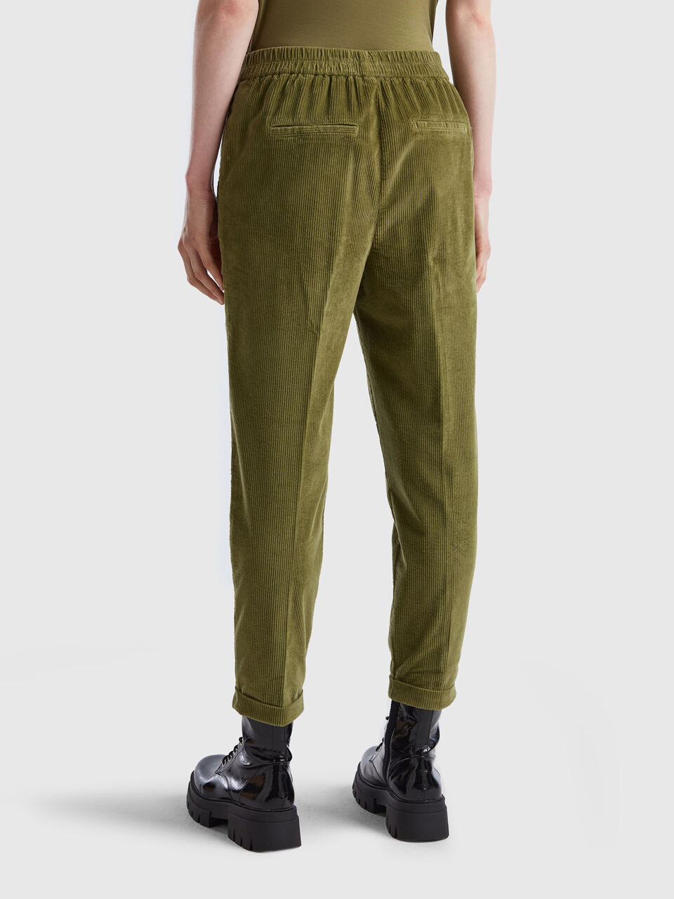 Pantalones chinos de pana con cintura elástica - Militar