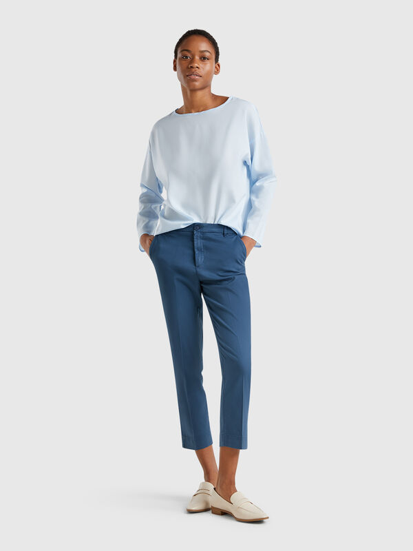 Chinos cropped de algodón elástico Mujer