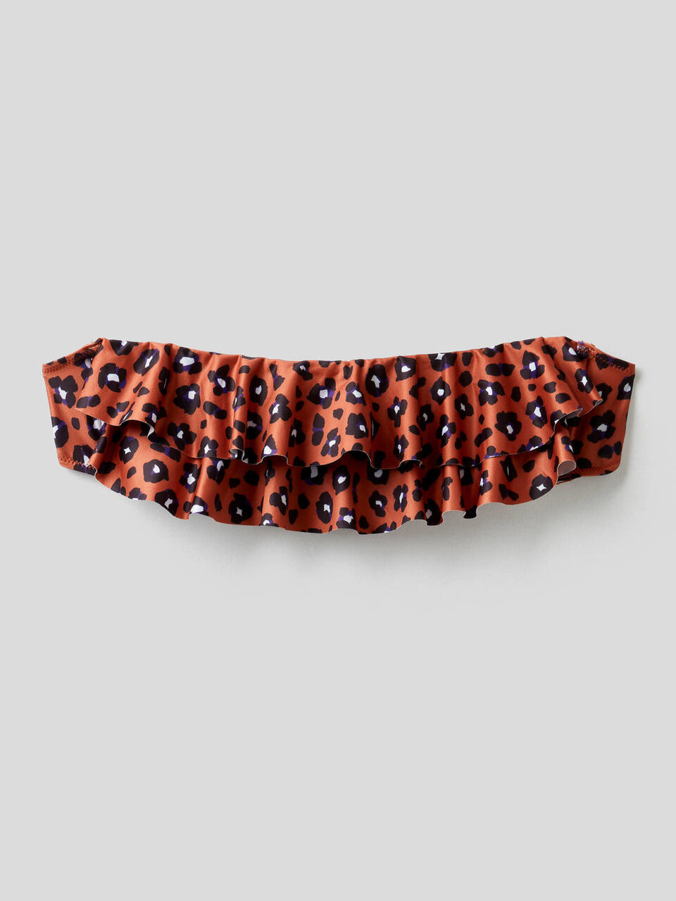 Sujetador de bikini bandeau animal print con volantes image number 1