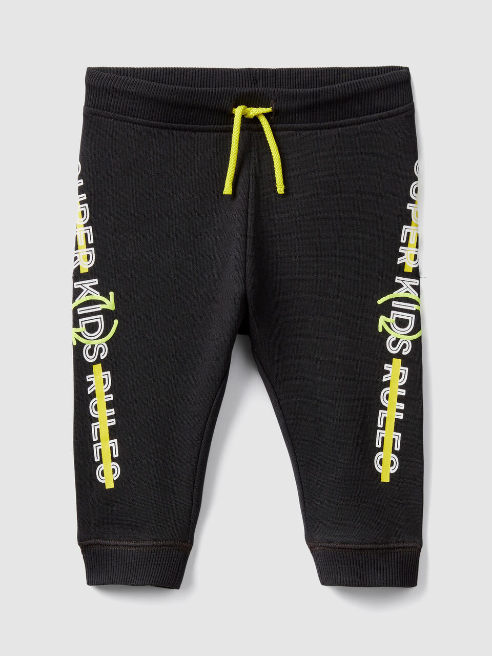 Pantalón jogger con estampados en los laterales image number 1