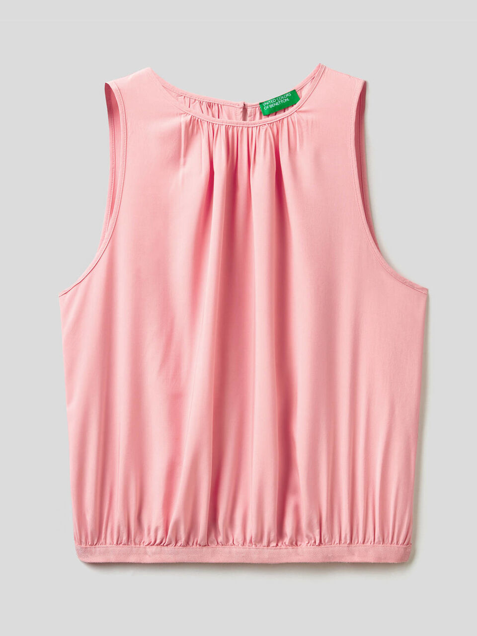 Blusa sin mangas con frunces image number 1