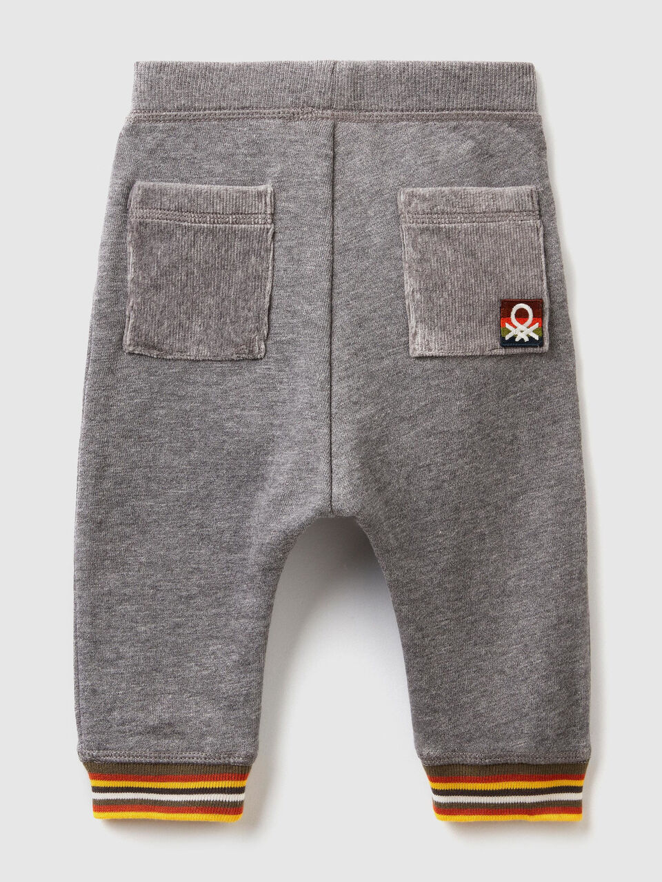 Pantalón con bolsillos de chenilla image number 2