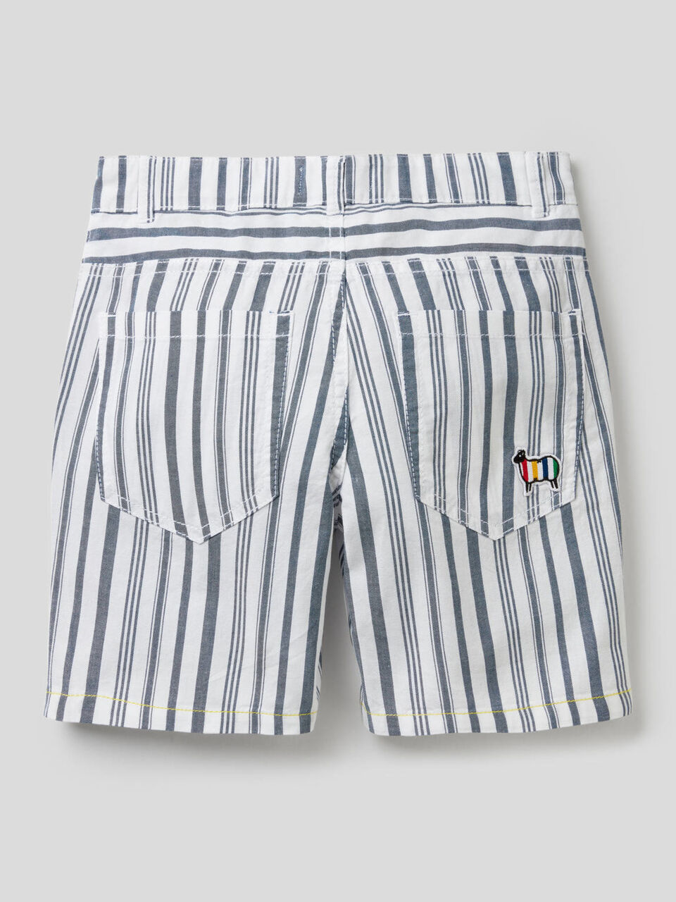 Bermudas de rayas de 100% algodón image number 2