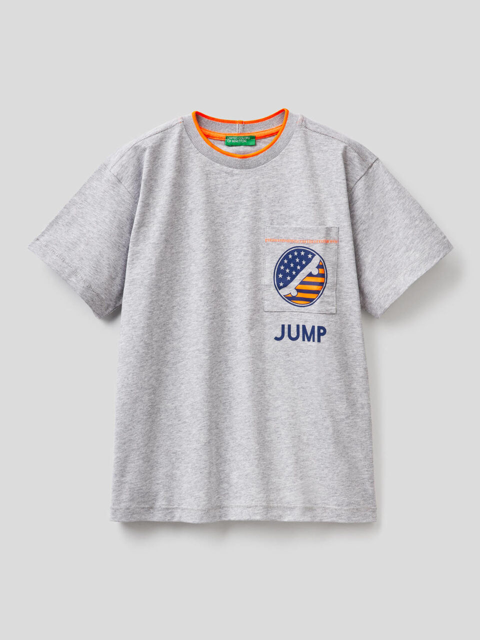 Camiseta con bolsillo image number 1