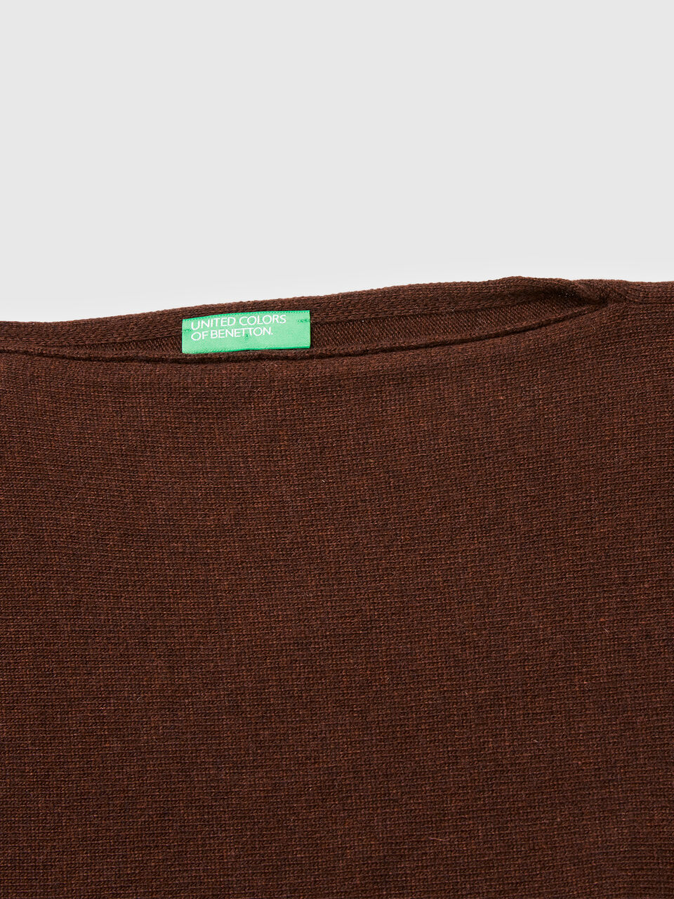 CAPE Mujer image number null